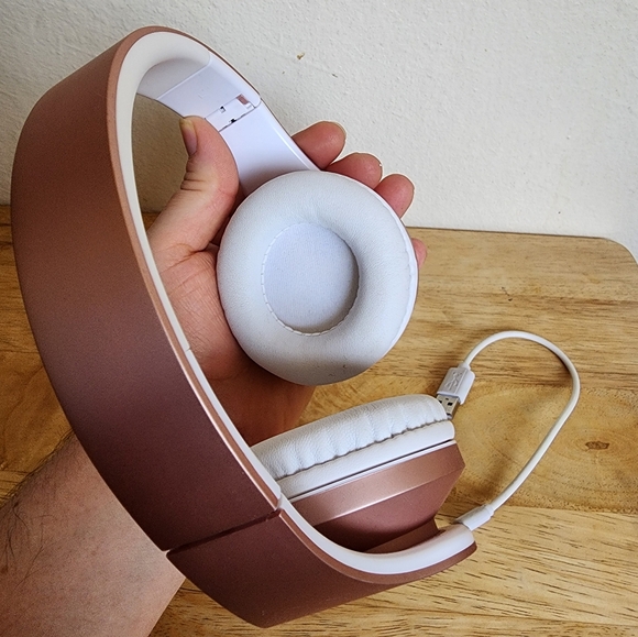 Wireless Bluetooth Over-Ear Stereo Foldable Headphones or Wired Headset w/ Aux - Picture 2 of 13